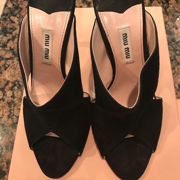 Fabulous Miu Miu suede Mules - Picture 2 of 4